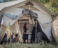 Atmósfera de solidaridad y educación en contexto de ayuda humanitaria