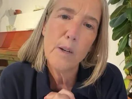 Una madre se vuelve viral en redes: quiere reunir a toda su familia alrededor de la mesa